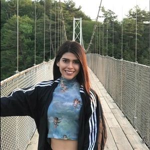 Meet your Posher, Stephany